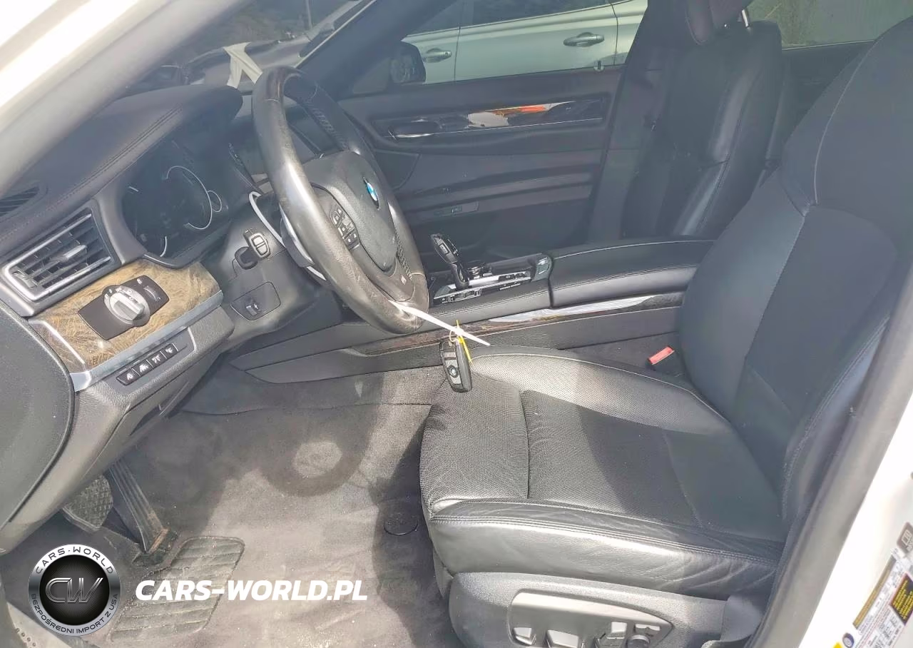 2015 BMW 750 I VIN:WBAYA8C57FD825375 - 7