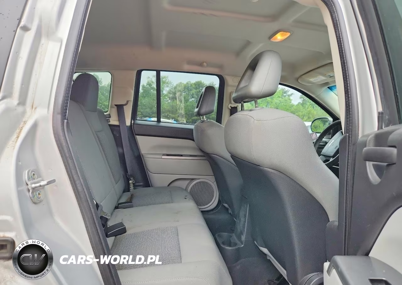 2007 Jeep Compass VIN:1J8FT47W47D359088 - 11