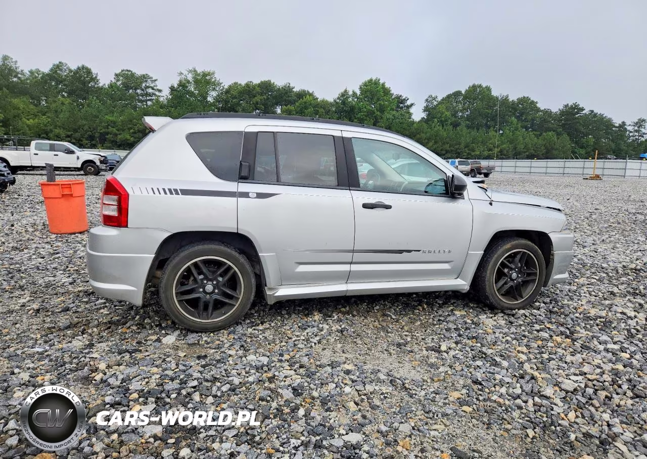 2007 Jeep Compass VIN:1J8FT47W47D359088 - 3