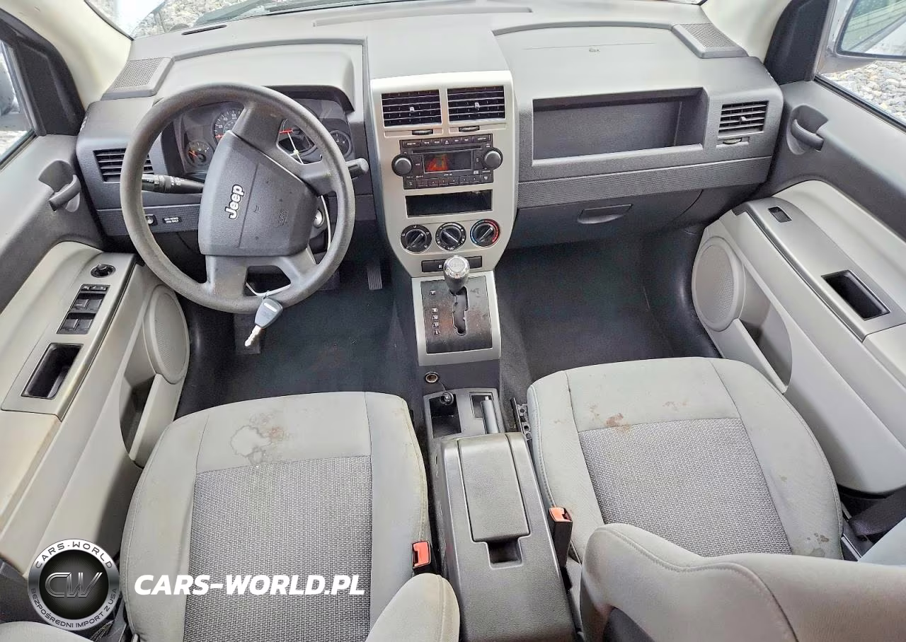2007 Jeep Compass VIN:1J8FT47W47D359088 - 8