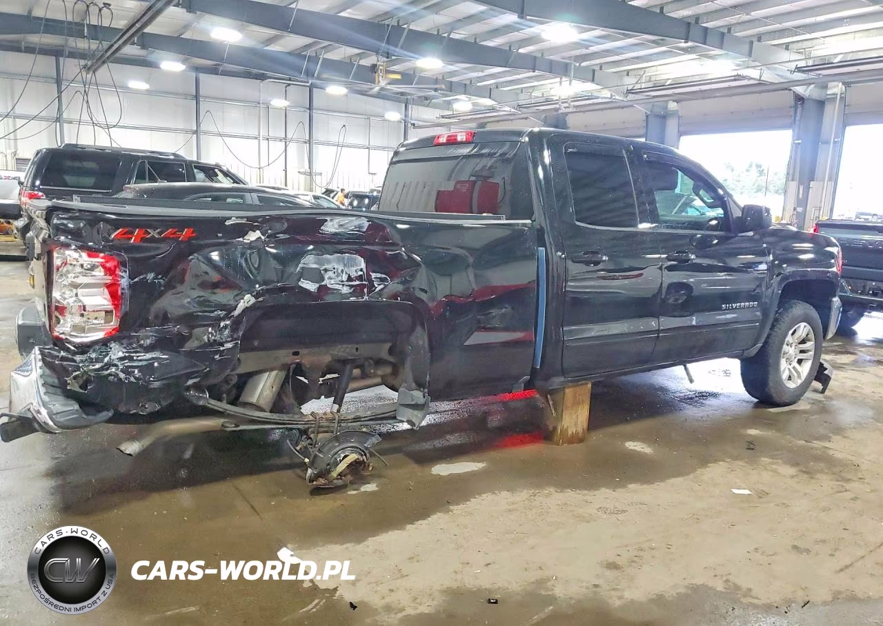 2018 Chevrolet Silverado K1500 Lt VIN:2GCVKREC5J1105209 - 3