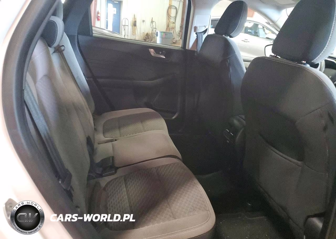 2021 Ford Escape Se VIN:1FMCU0G63MUA36352 - 10