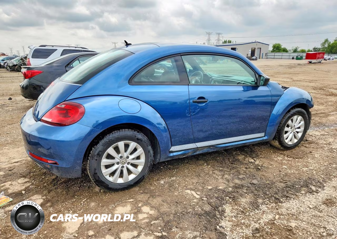 2017 Volkswagen Beetle 1.8T VIN:3VWF17AT4HM626956 - 3