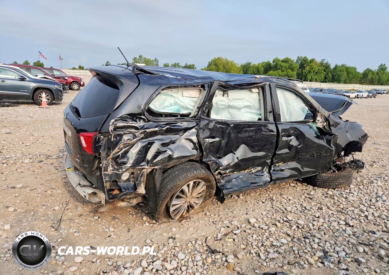 2018 Nissan Pathfinder S VIN:5N1DR2MM7JC657972 - 3