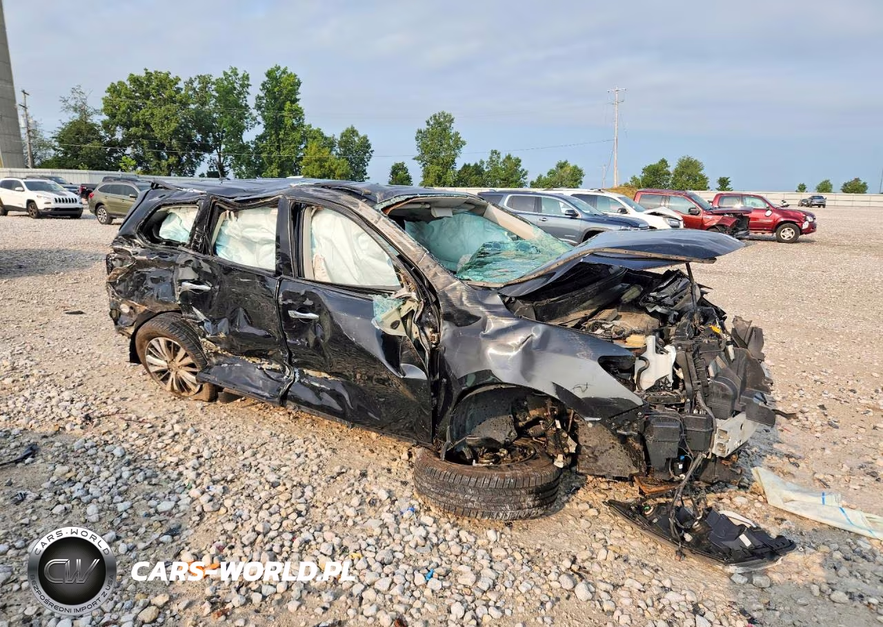 2018 Nissan Pathfinder S VIN:5N1DR2MM7JC657972 - 4