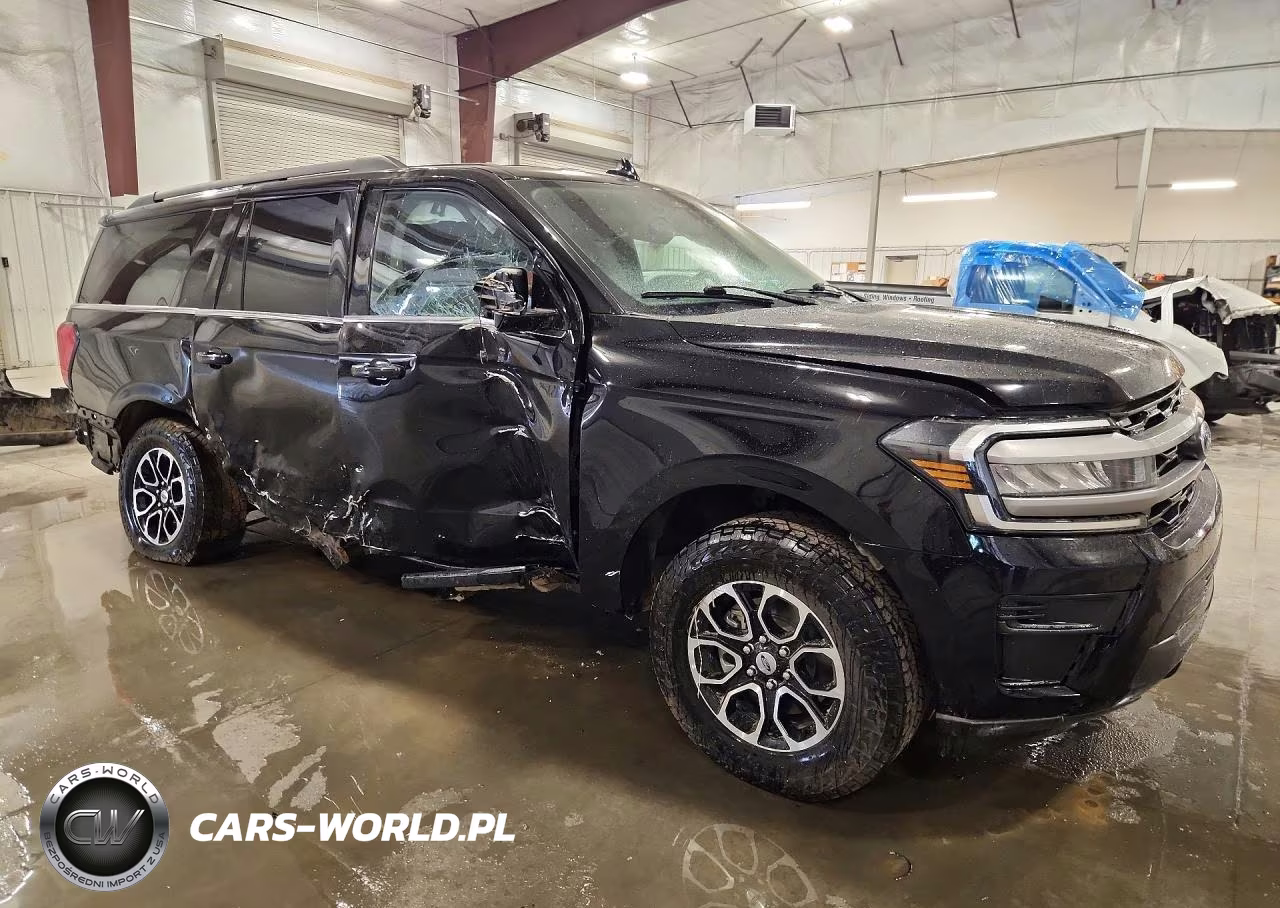 2023 Ford Expedition Max Xlt VIN:1FMJK1J88PEA05836 - 4