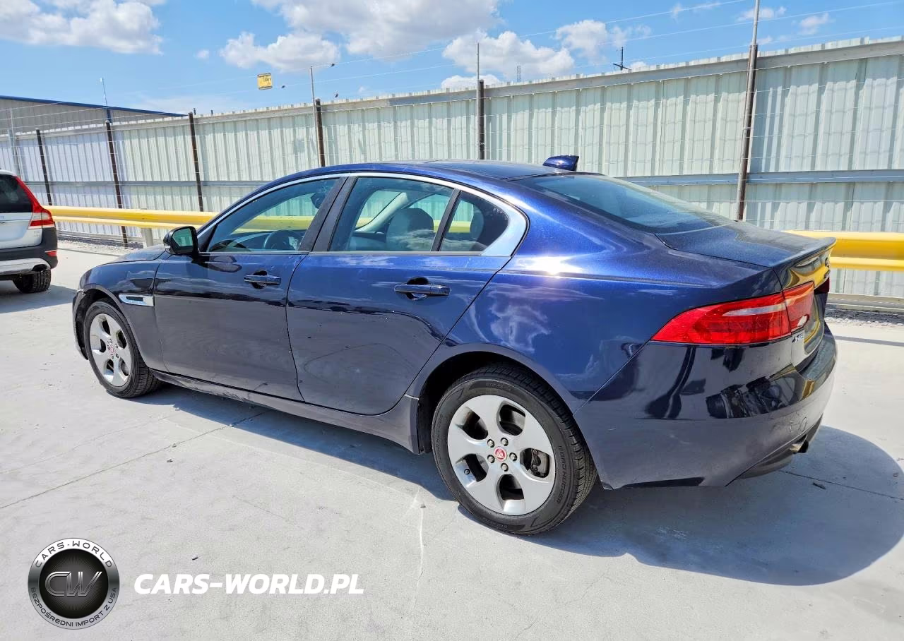 2017 Jaguar Xe VIN:SAJAR4BG5HA975791 - 2