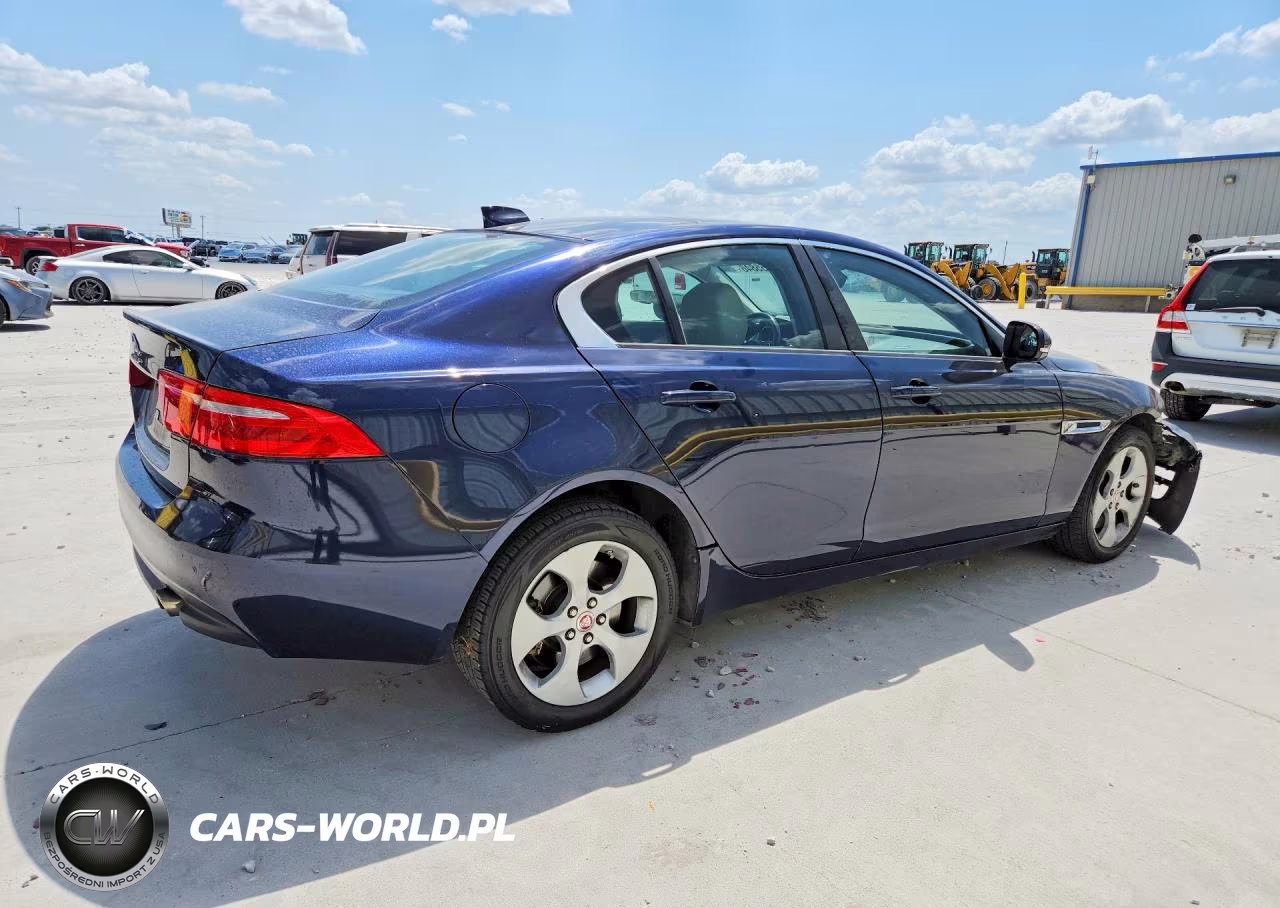 2017 Jaguar Xe VIN:SAJAR4BG5HA975791 - 3