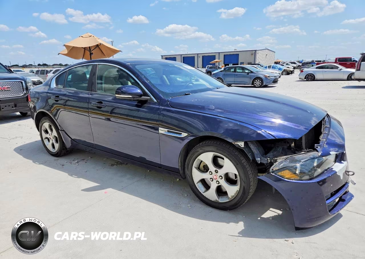 2017 Jaguar Xe VIN:SAJAR4BG5HA975791 - 4