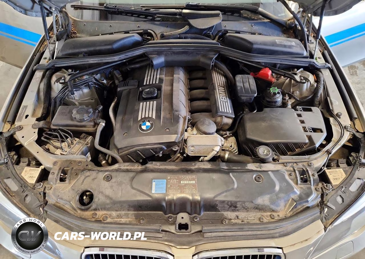 2010 BMW 528 Xi VIN:WBANV1C51AC159983 - 11