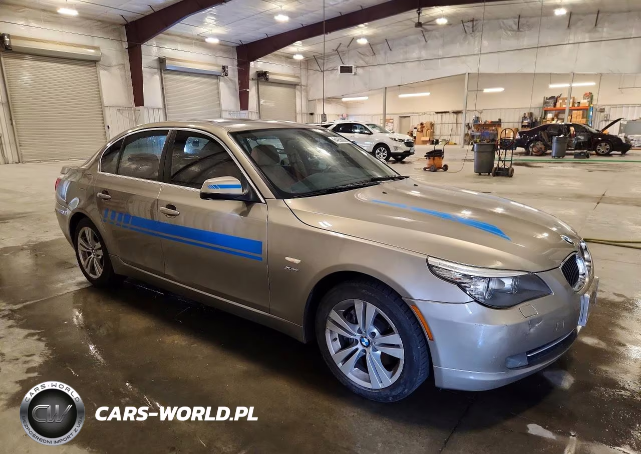 2010 BMW 528 Xi VIN:WBANV1C51AC159983 - 4