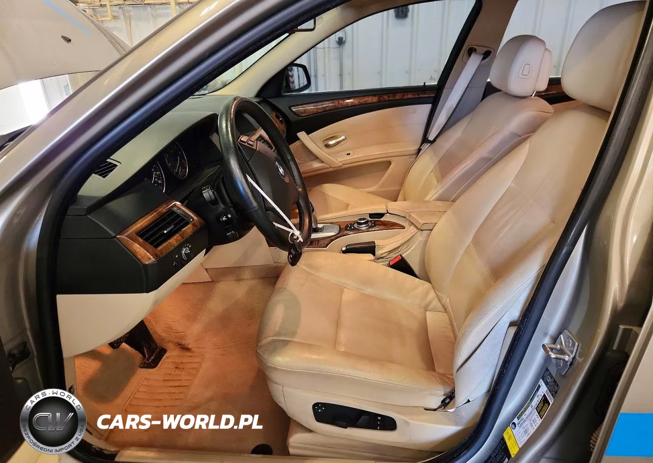 2010 BMW 528 Xi VIN:WBANV1C51AC159983 - 7