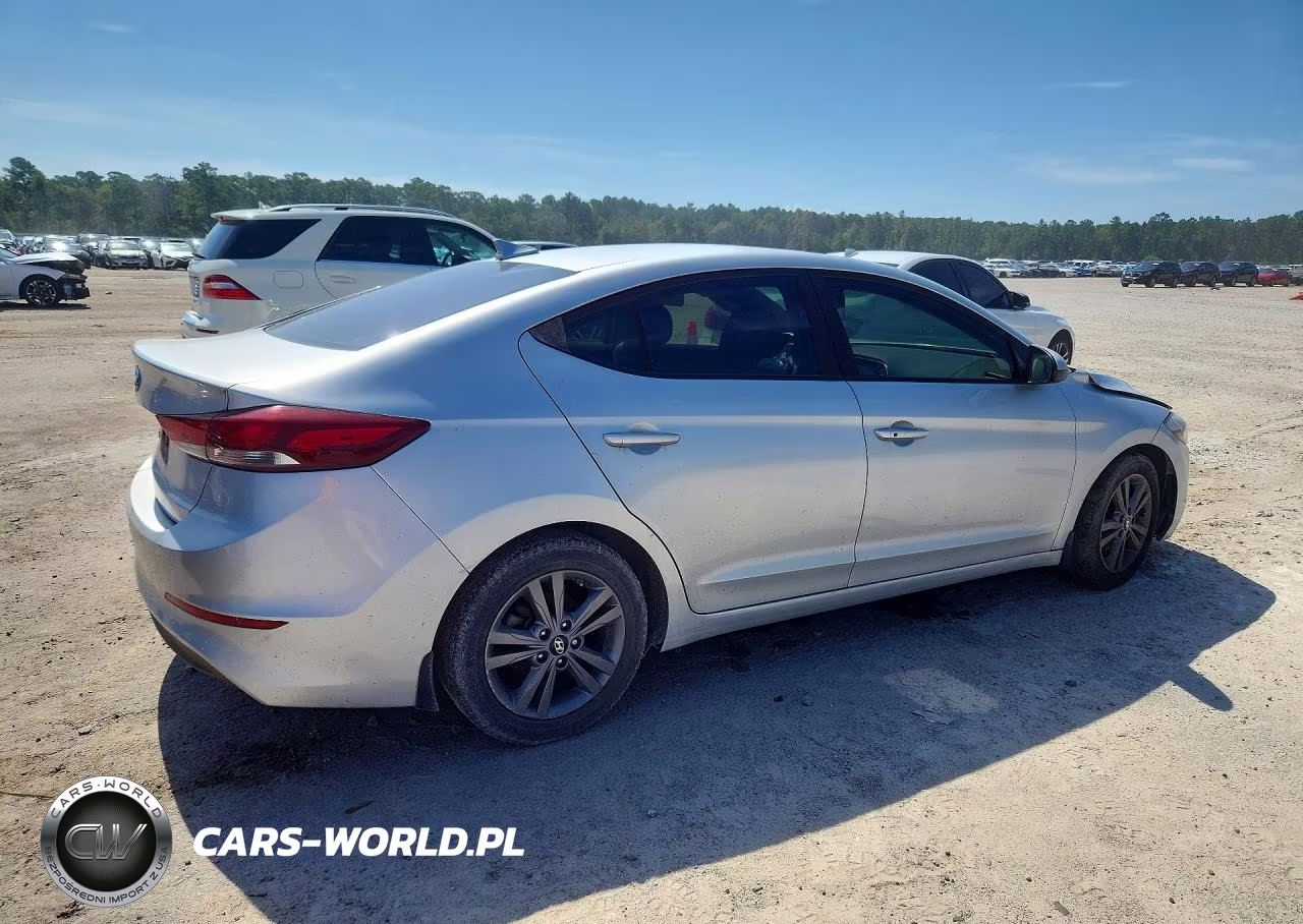 2018 Hyundai Elantra Value Edition VIN:5NPD84LF8JH267263 - 3