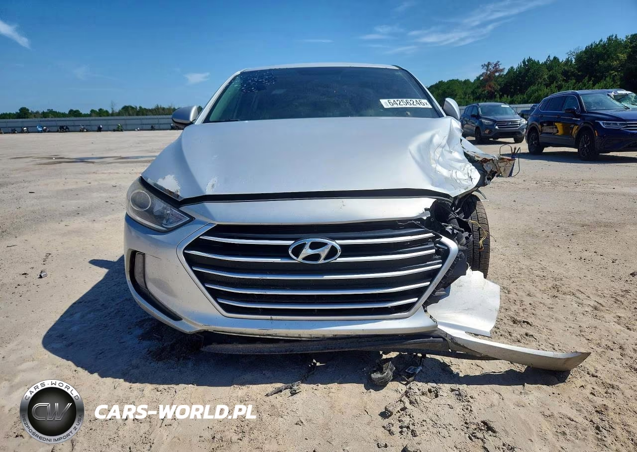 2018 Hyundai Elantra Value Edition VIN:5NPD84LF8JH267263 - 5