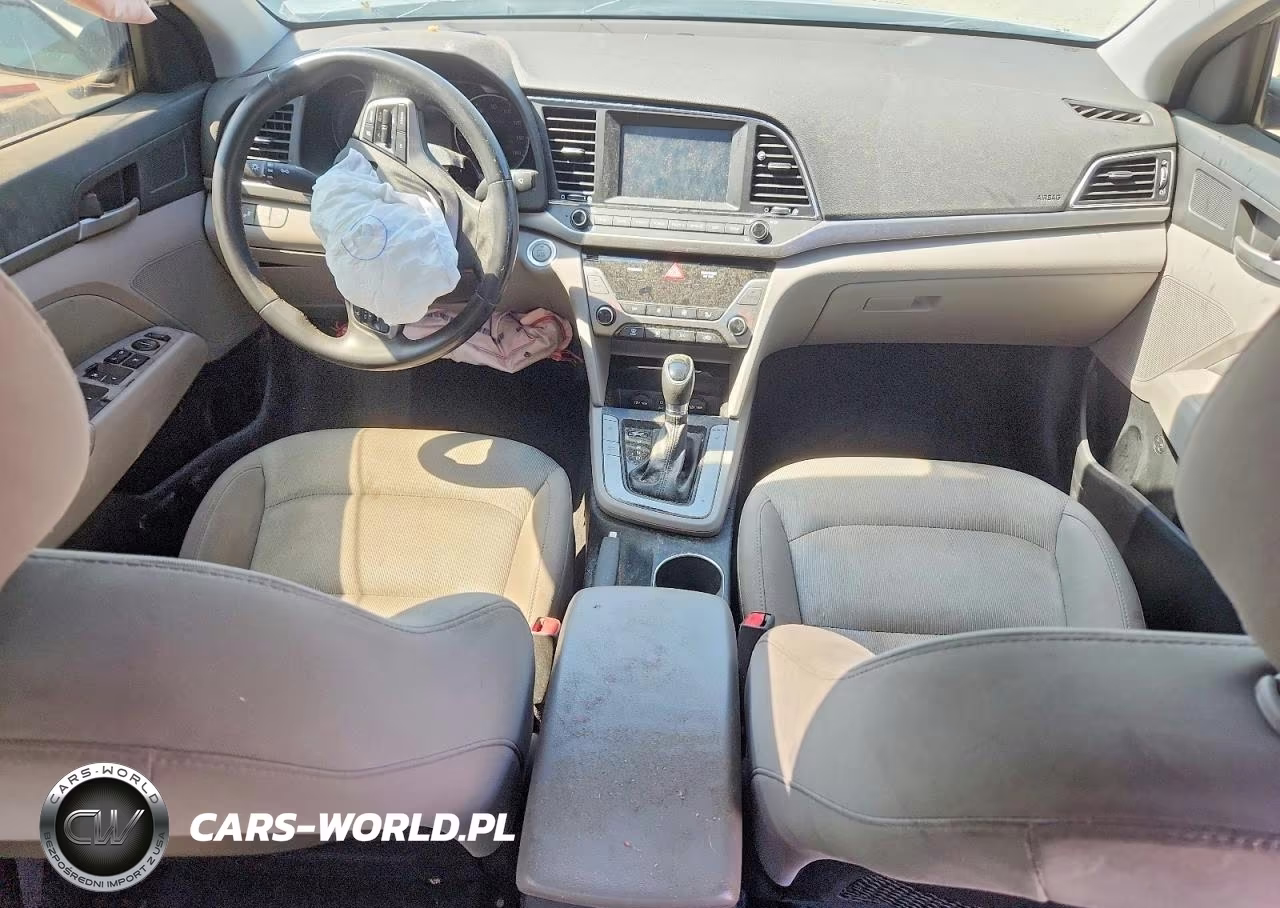 2018 Hyundai Elantra Value Edition VIN:5NPD84LF8JH267263 - 8