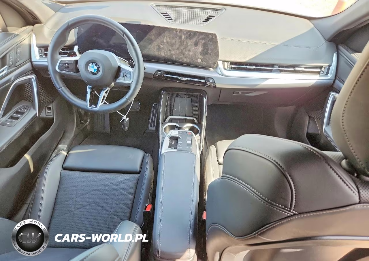 2025 BMW X2 xDrive28I VIN:WBX63GM00S5251369 - 8