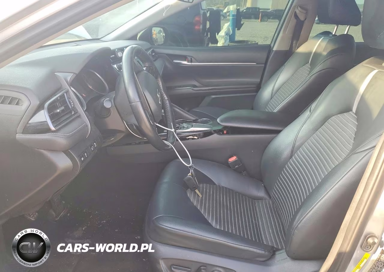 2020 Toyota Camry Se VIN:4T1G11AK5LU305021 - 7