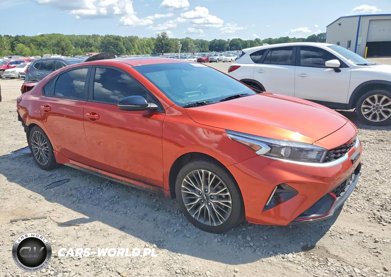 2023 Kia Forte Gt Line VIN:3KPF54AD0PE595714 - 4