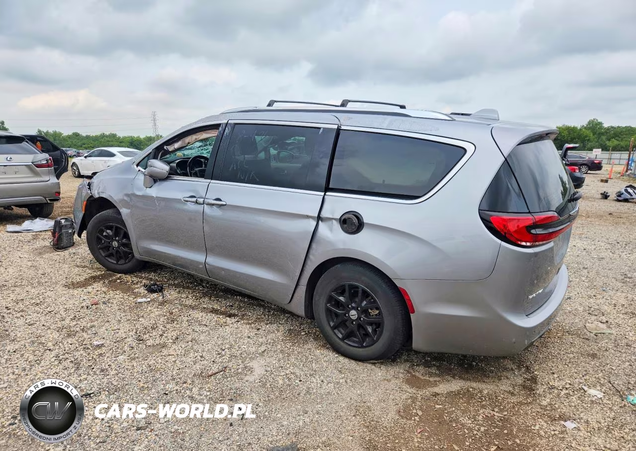 2021 Chrysler Pacifica Touring L VIN:2C4RC1BG2MR532313 - 2