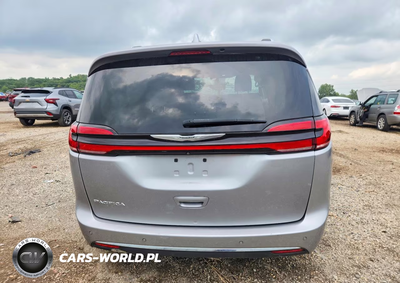 2021 Chrysler Pacifica Touring L VIN:2C4RC1BG2MR532313 - 6
