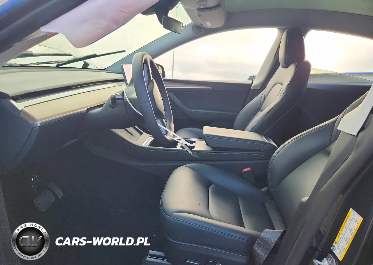 2024 Tesla Model Y VIN:7SAYGDEE0RF995133 - 7