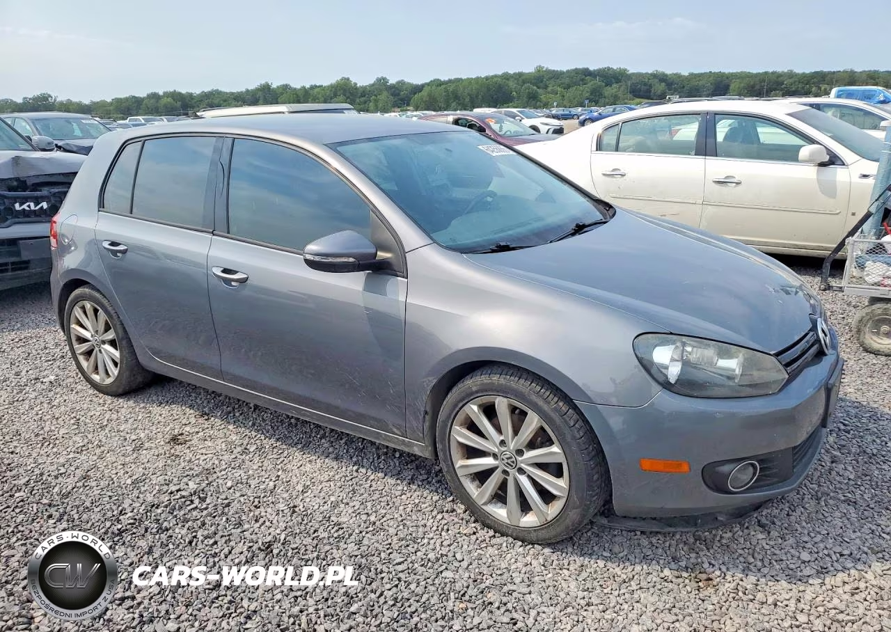 2013 Volkswagen Golf VIN:WVWDM7AJ4DW062106 - 4