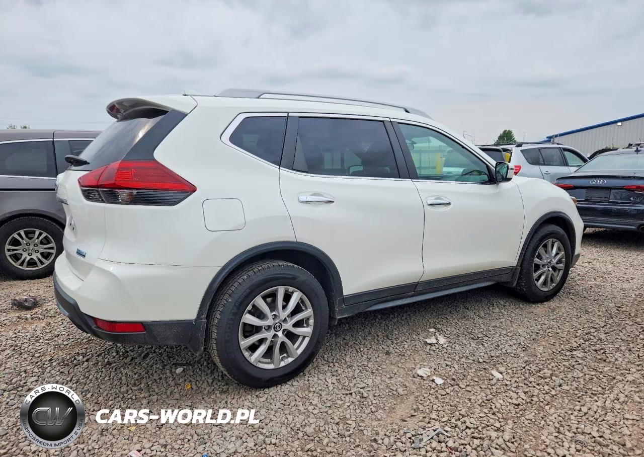 2020 Nissan Rogue S VIN:5N1AT2MT3LC726008 - 3