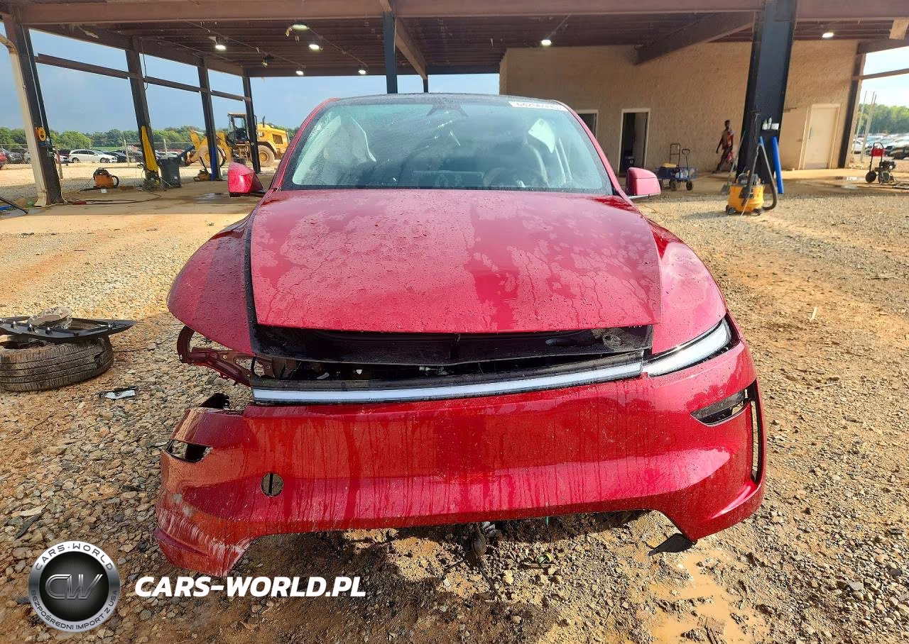 2026 Tesla Model Y VIN:7SAYGDED9TA493880 - 5