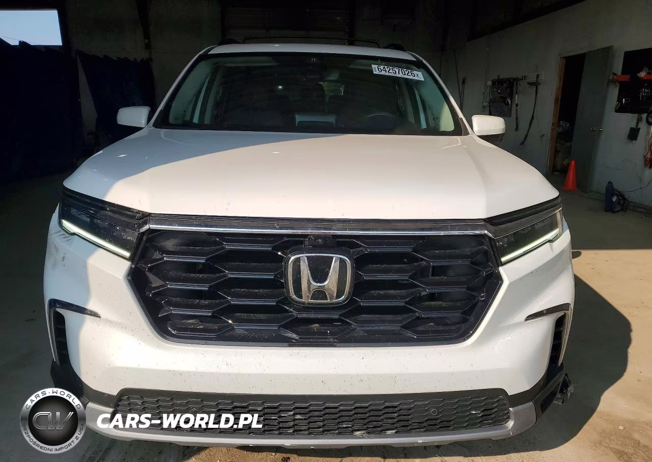 2023 Honda Pilot Elite VIN:5FNYG1H87PB056785 - 5
