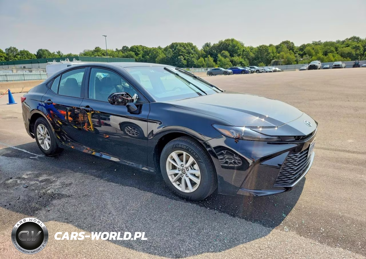 2026 Toyota Camry Le VIN:4T1DBADK8TU059450 - 4