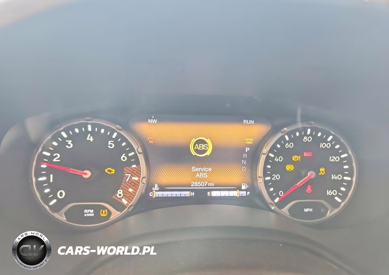 2020 Jeep Renegade Limited VIN:ZACNJBD13LPL98334 - 9