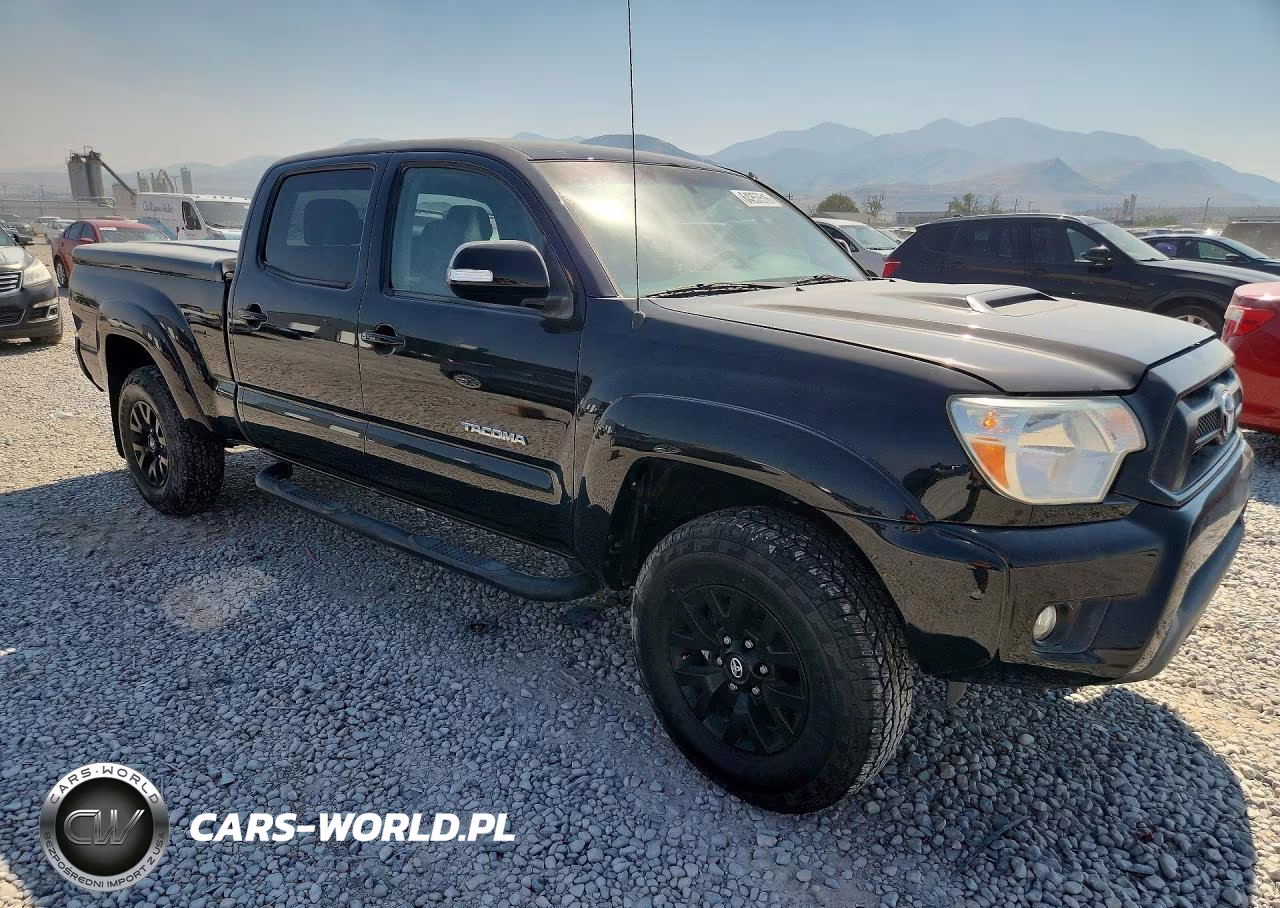 2012 Toyota Tacoma Base V6 VIN:3TMMU4FN3CM046746 - 4