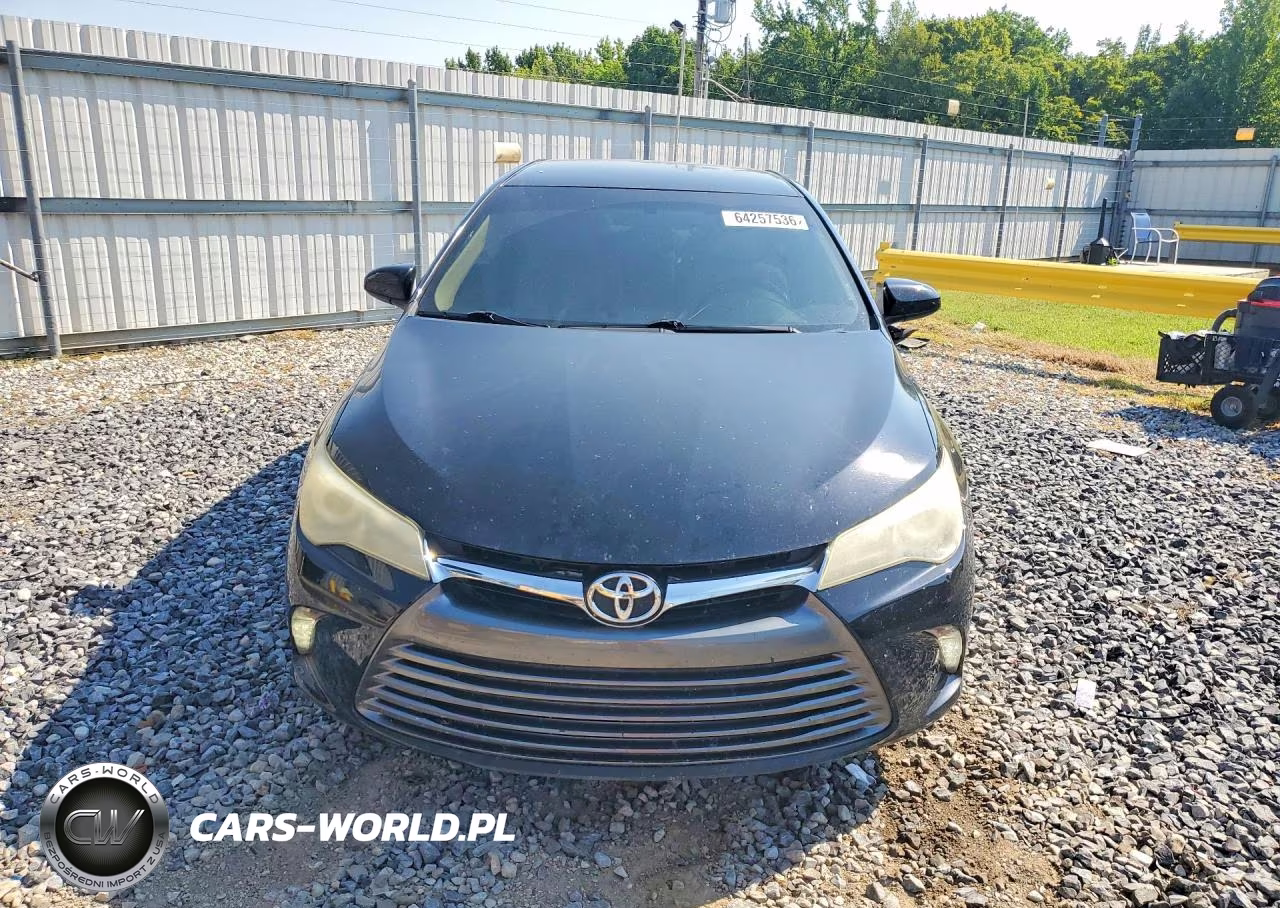 2015 Toyota Camry Xle VIN:4T1BF1FK6FU054924 - 5