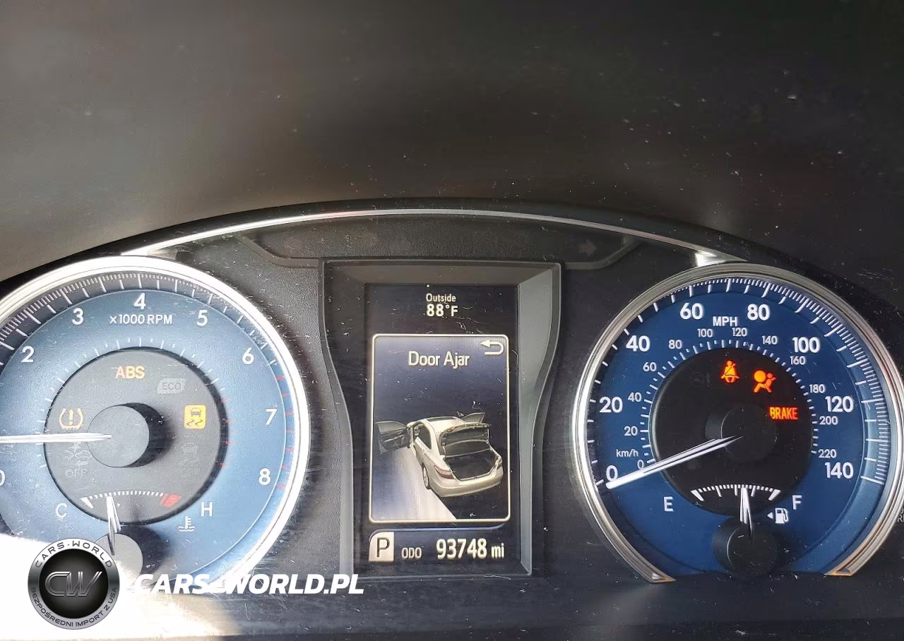 2015 Toyota Camry Xle VIN:4T1BF1FK6FU054924 - 9