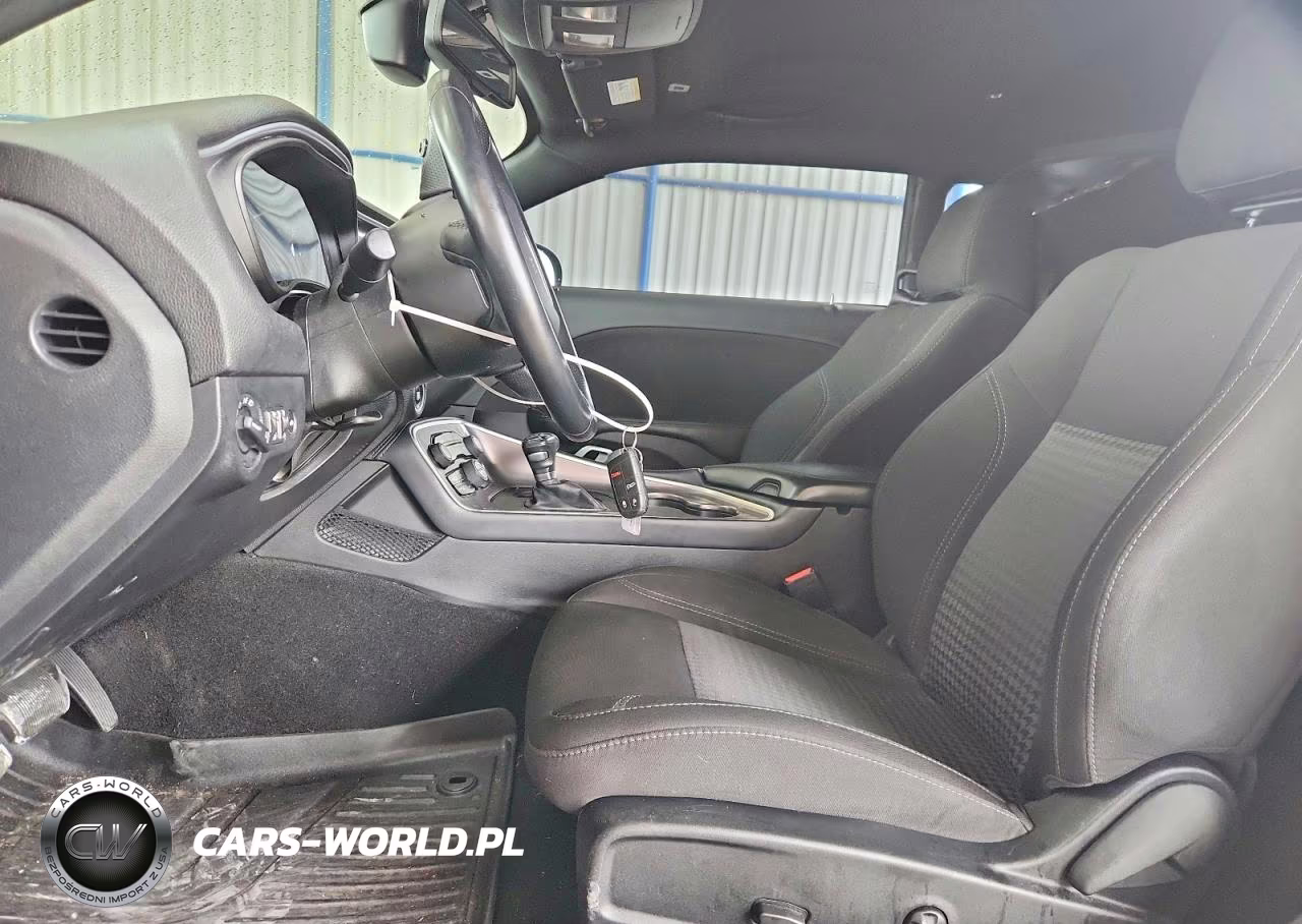 2021 Dodge Challenger Sxt VIN:2C3CDZAG5MH597301 - 7