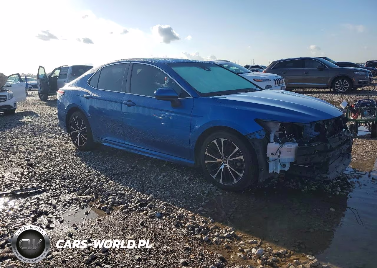 2019 Toyota Camry Se VIN:4T1B11HK6KU247225 - 4