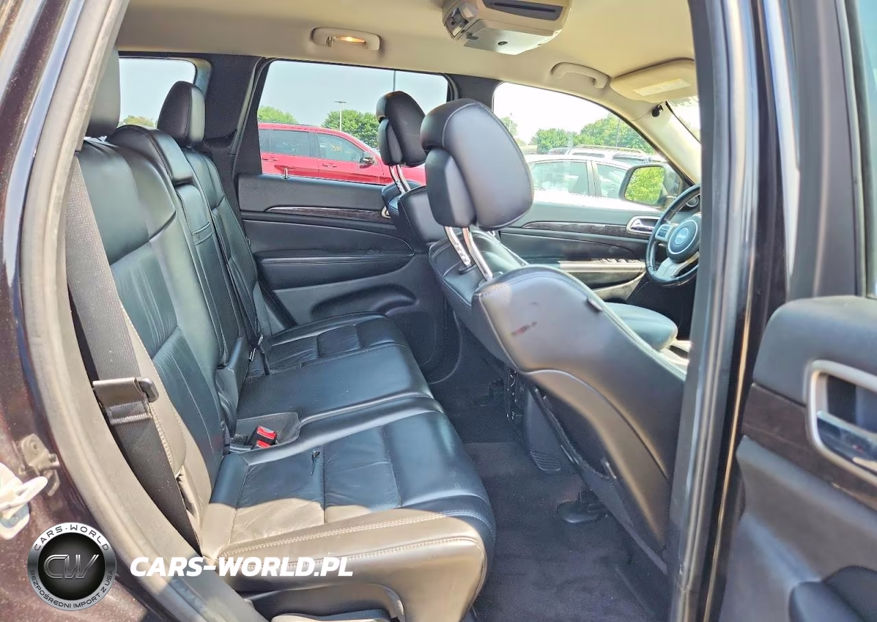 2011 Jeep Grand Cherokee Laredo VIN:1J4RR4GG8BC570511 - 11