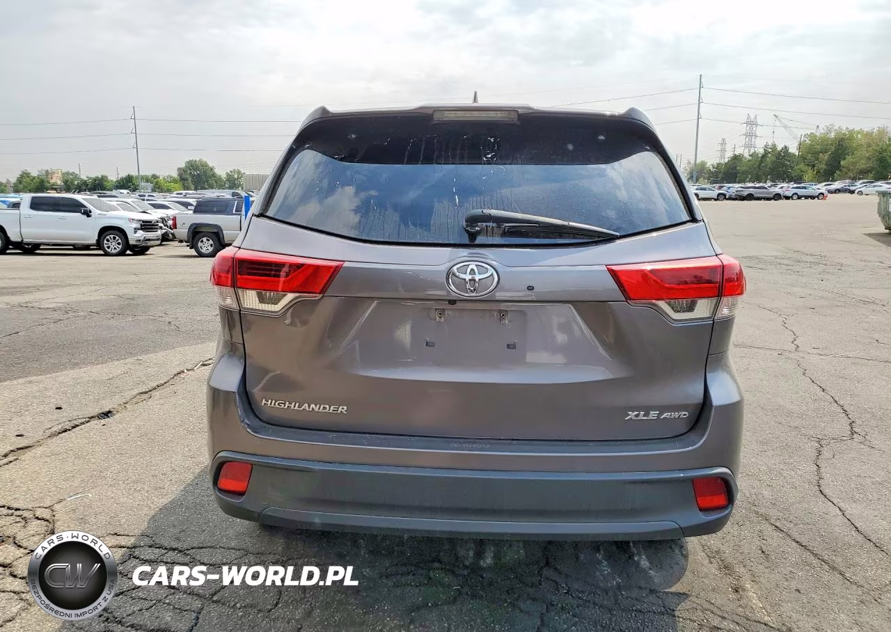 2019 Toyota Highlander Xle VIN:5TDJZRFH1KS713176 - 6