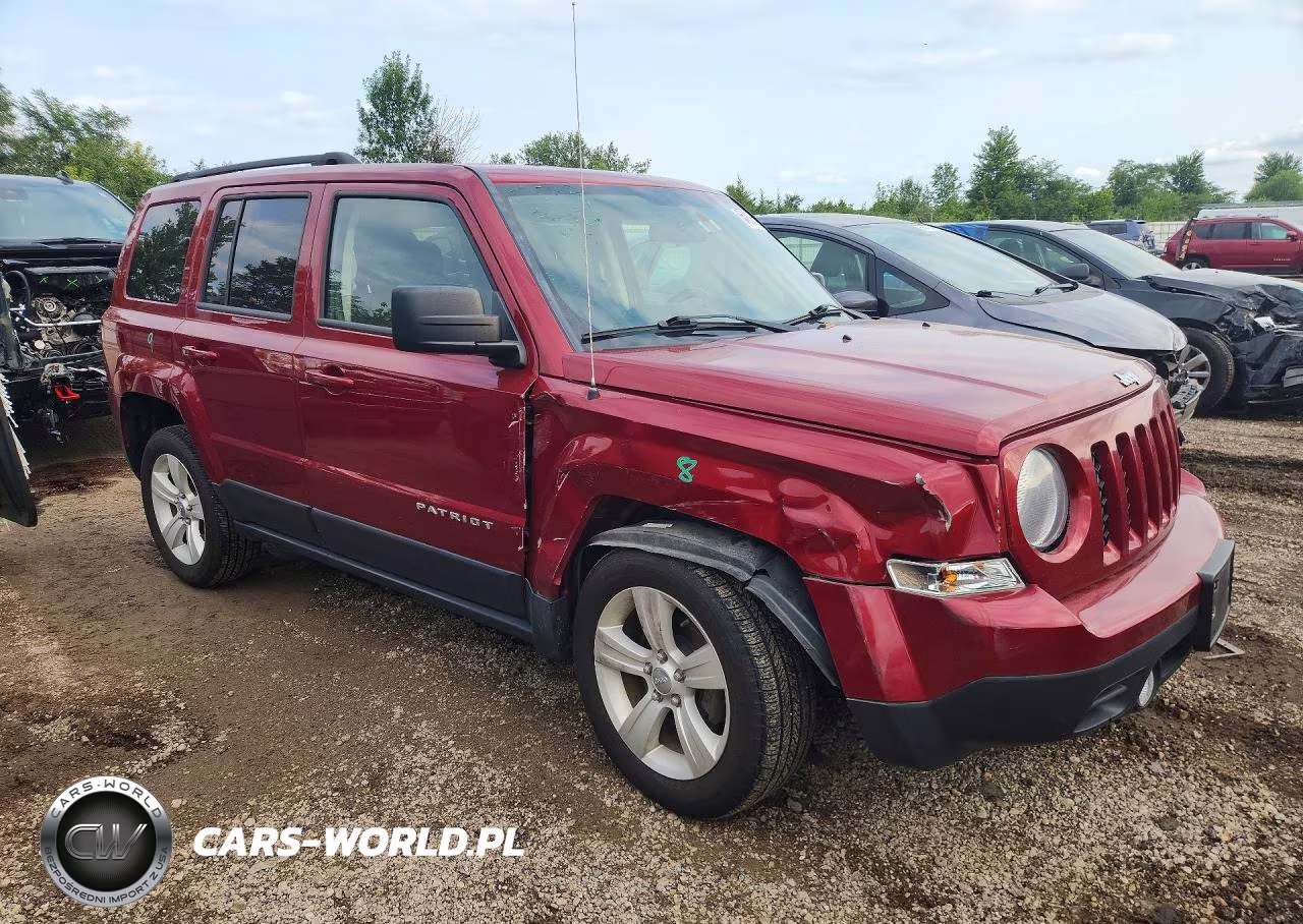 2014 Jeep Patriot Latitude VIN:1C4NJRFB5ED670921 - 4