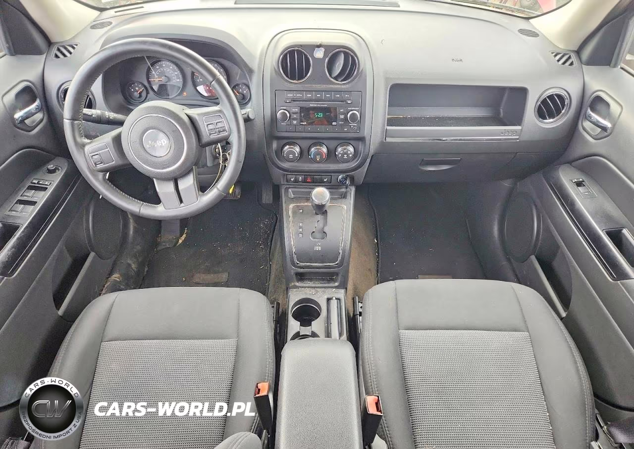 2014 Jeep Patriot Latitude VIN:1C4NJRFB5ED670921 - 8