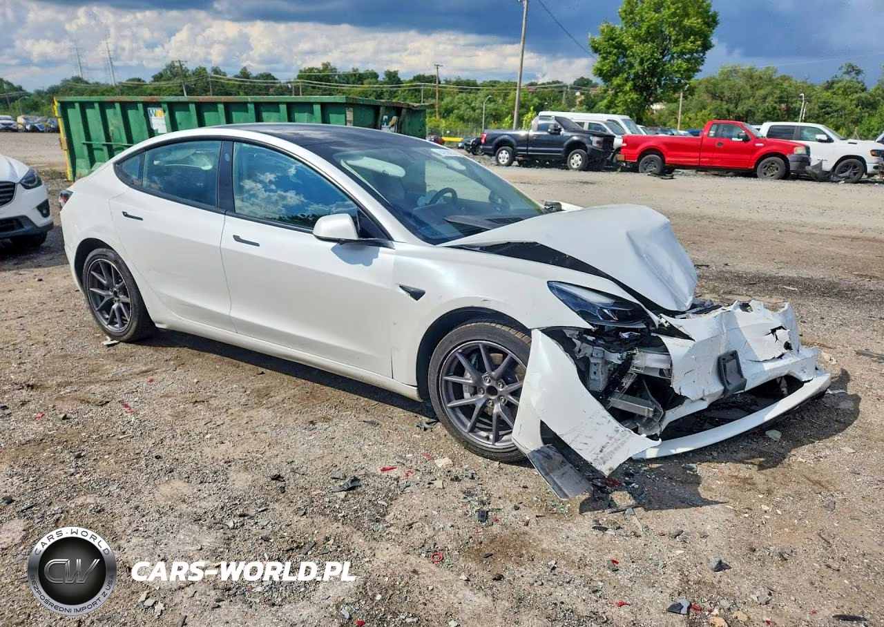 2023 Tesla Model 3 VIN:5YJ3E1EA4PF489469 - 4