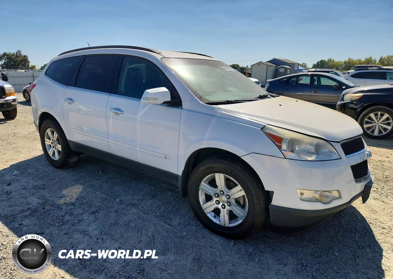2010 Chevrolet Traverse Lt VIN:1GNLVGED7AS124668 - 4