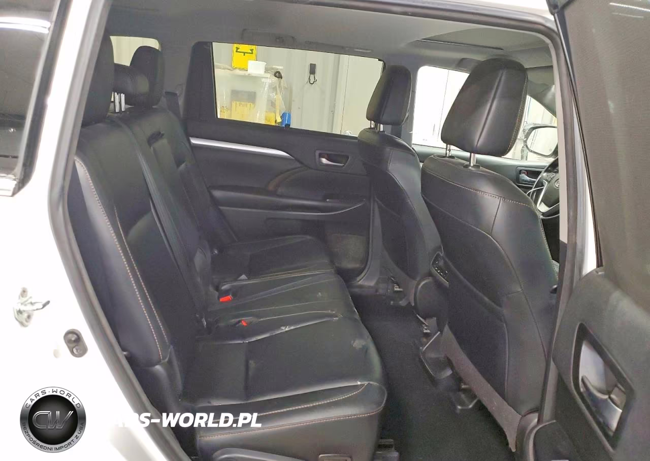 2018 Toyota Highlander Xle VIN:5TDJZRFH5JS857862 - 11