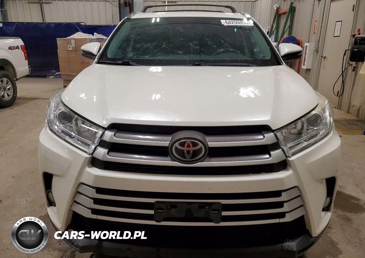 2018 Toyota Highlander Xle VIN:5TDJZRFH5JS857862 - 5