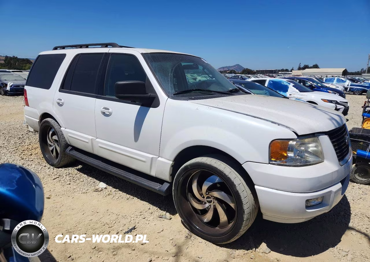 2005 Ford Expedition Xlt VIN:1FMPU16565LA37955 - 4