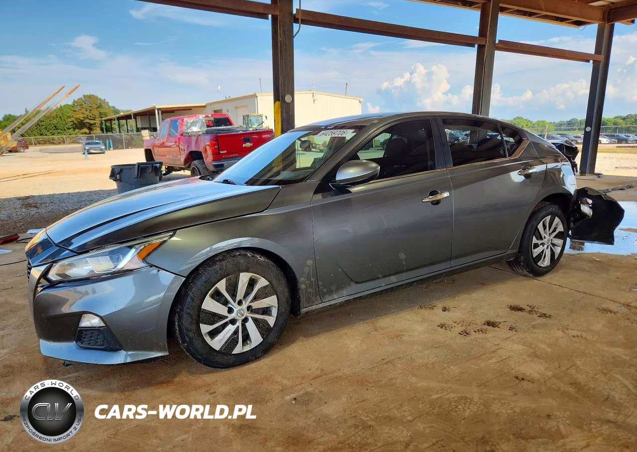 2019 Nissan Altima S