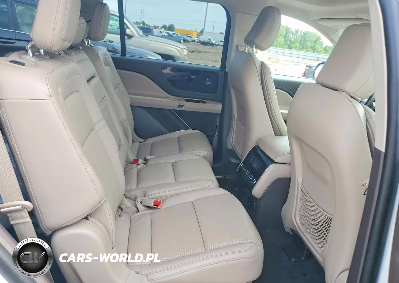 2023 Lincoln Aviator Reserve VIN:5LM5J7XC0PGL32977 - 11