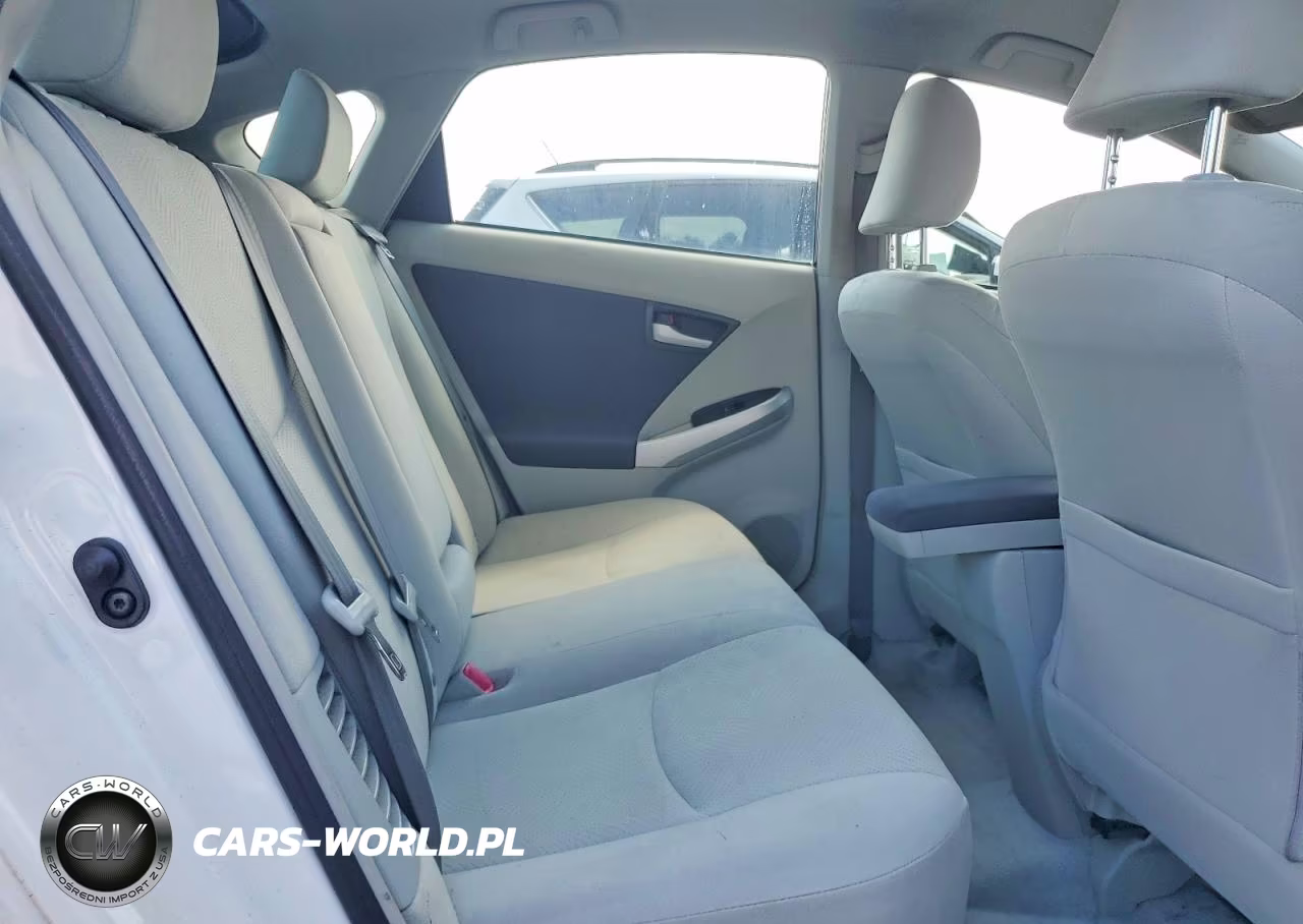 2011 Toyota Prius Two VIN:JTDKN3DU0B0327817 - 10