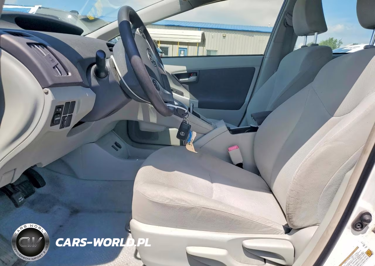2011 Toyota Prius Two VIN:JTDKN3DU0B0327817 - 7