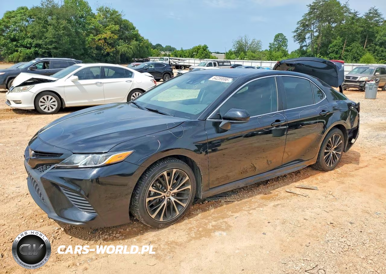 2020 Toyota Camry Se